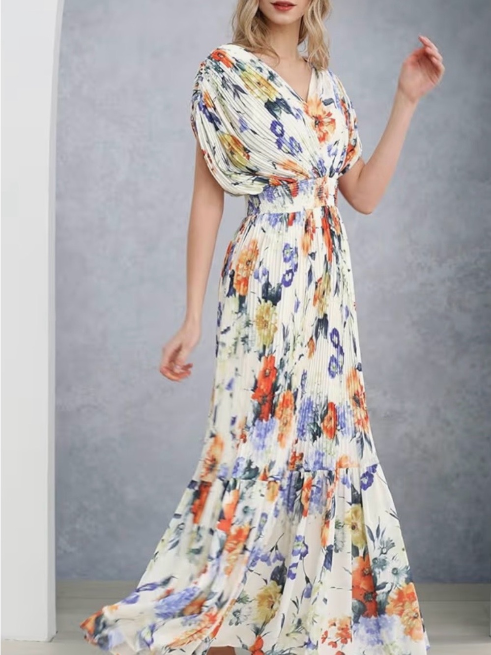 NEW CHICWISH Floral Pleated Maxi Dress in Ivory with Orange & Blue Blooms SIZE M
